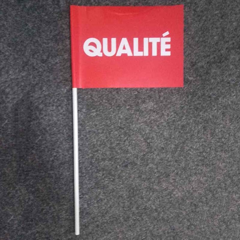 Drapeaux avec manche en papier laminé publicitaire