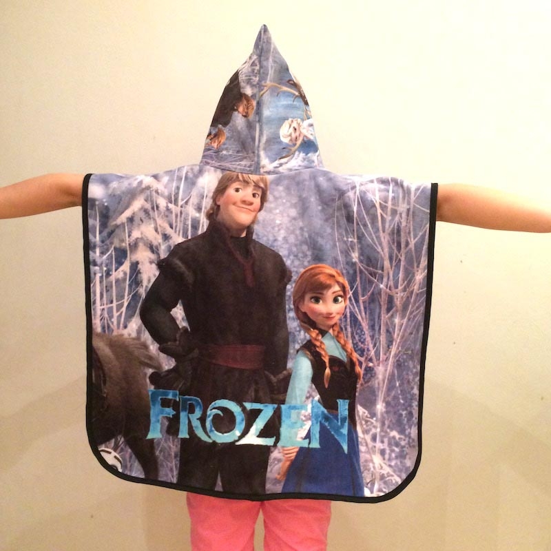 Serviettes poncho enfants publicitaire personnalisé dessin disney