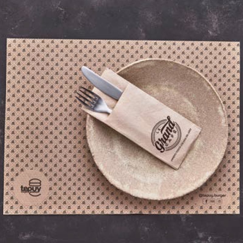 Papier recyclé et kraft : nappe et set de table publicitaires