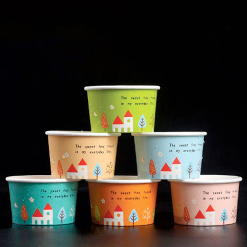 Gobelet et pot à glace