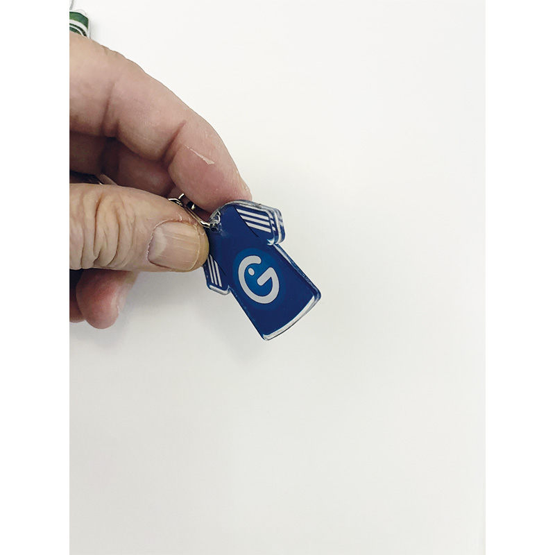 Porte clés acrylique (plastique transparent) - A la forme et personnalisé